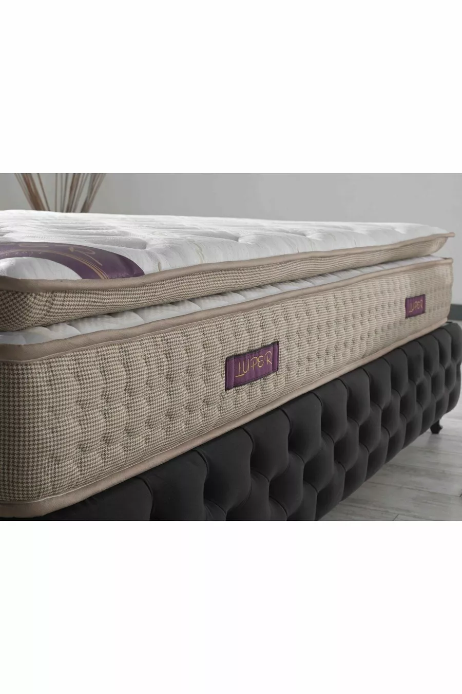 Matelas à ressorts Ultra Orthopédique avec soutien lombaire et dorsal, pack roulé avec coussin, Istanbul Luxuria