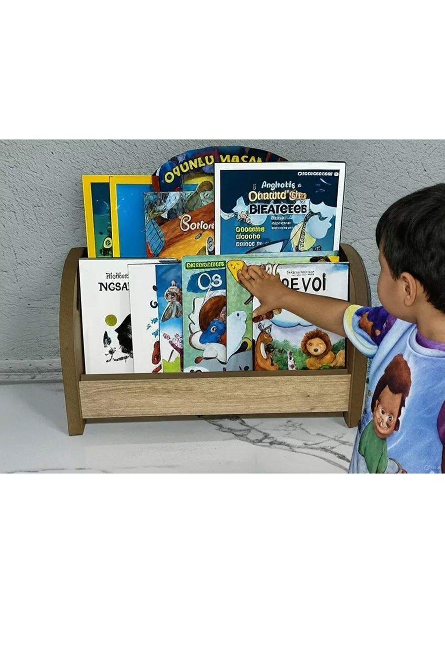 Bibliothèque Montessori en bois, très pratique