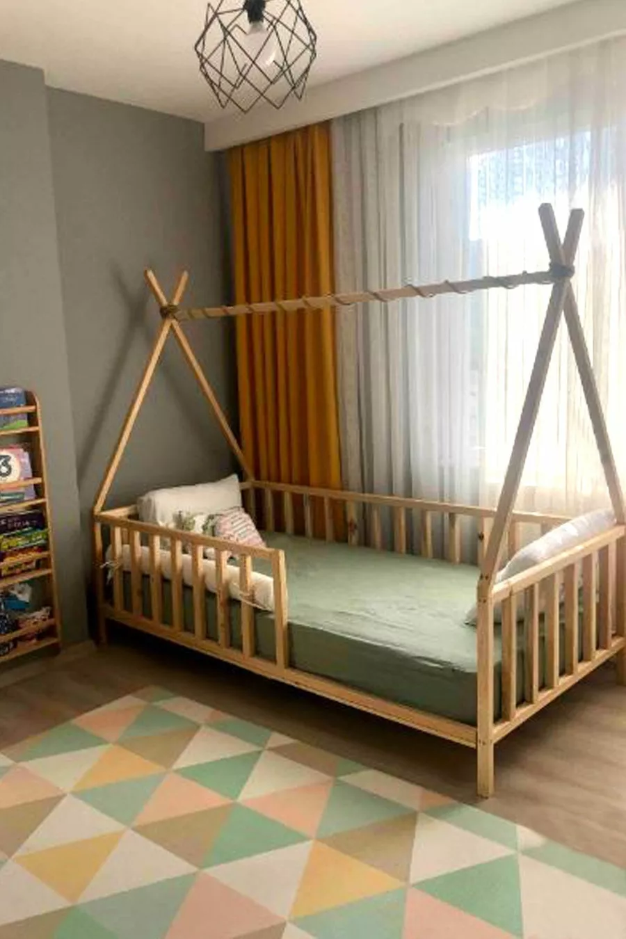 Lettino Montessori per Bambini e Neonati Unisex in Legno Naturale