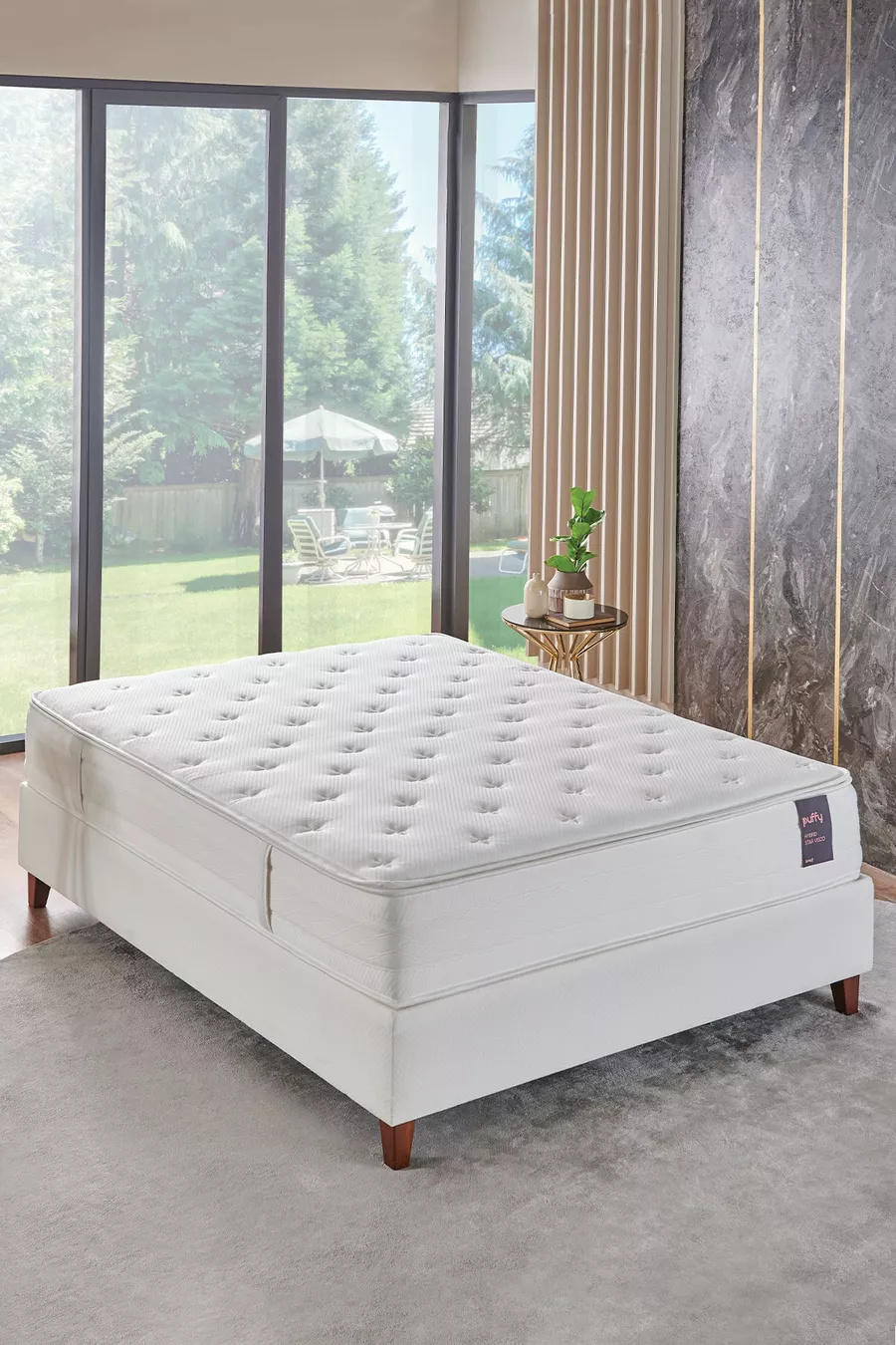 Matelas à ressorts à poches avec Visco et étoiles hybrides