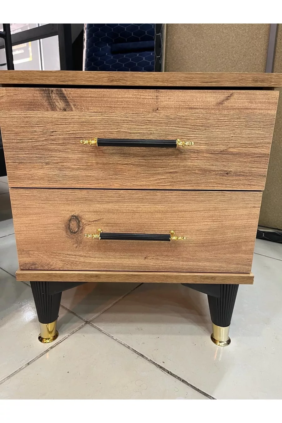 Table de chevet Şölen en pin