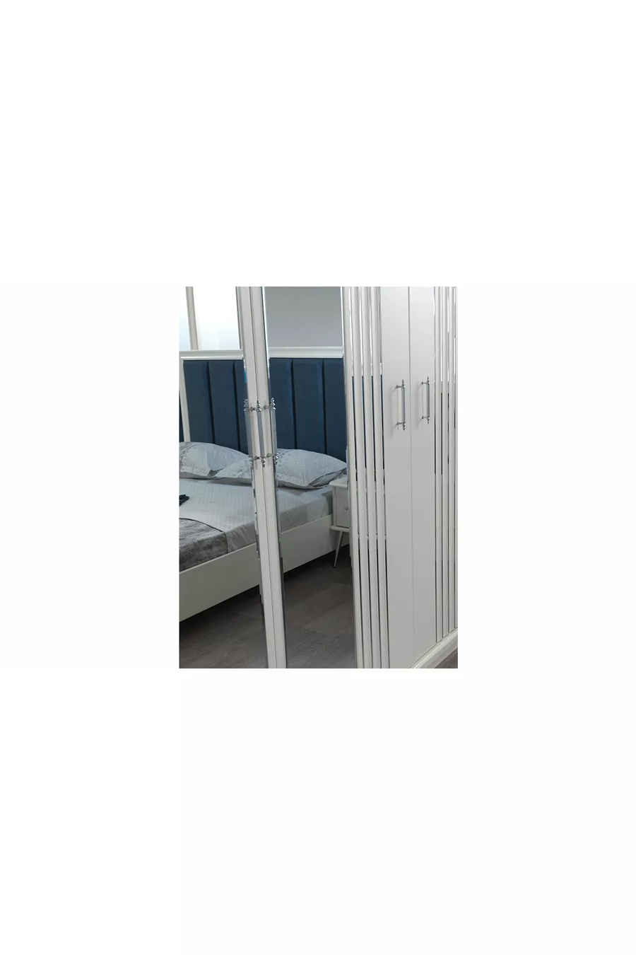 Erva MDF-Based Bedroom Set
