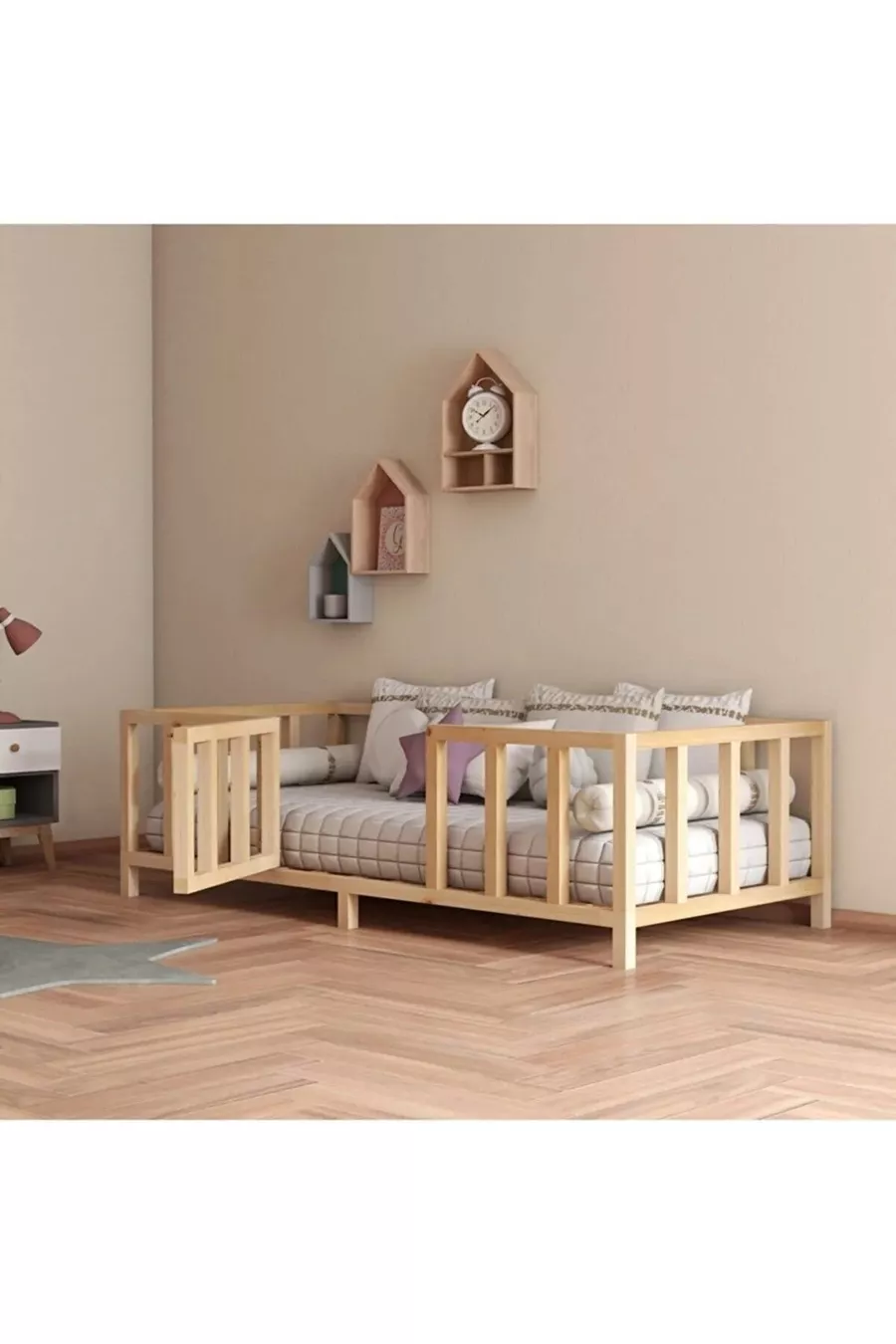Детская кроватка с дверцей для мальчиков и девочек Montessori из натурального дерева