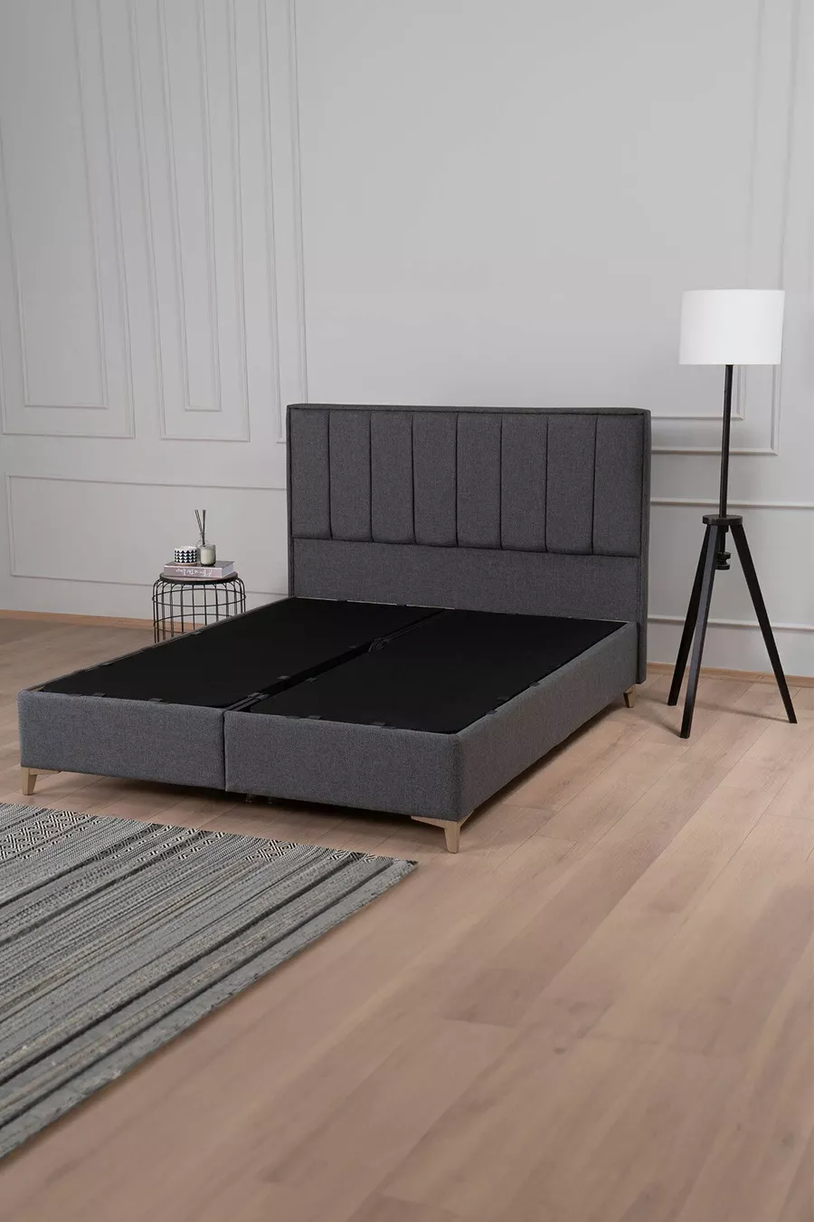Thérapie à l'or Titre (Base et matelas non inclus)