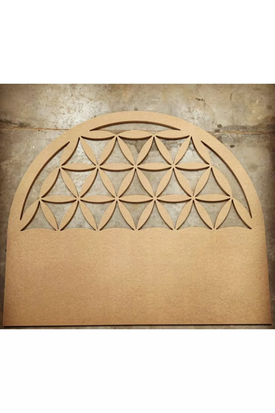 Yaşam Çiçeği Yatak Başlığı