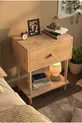 Table de chevet moderne avec étagère et couvercle batant, organisateur de chambre à coucher avec pieds en bois - Chêne Saphir