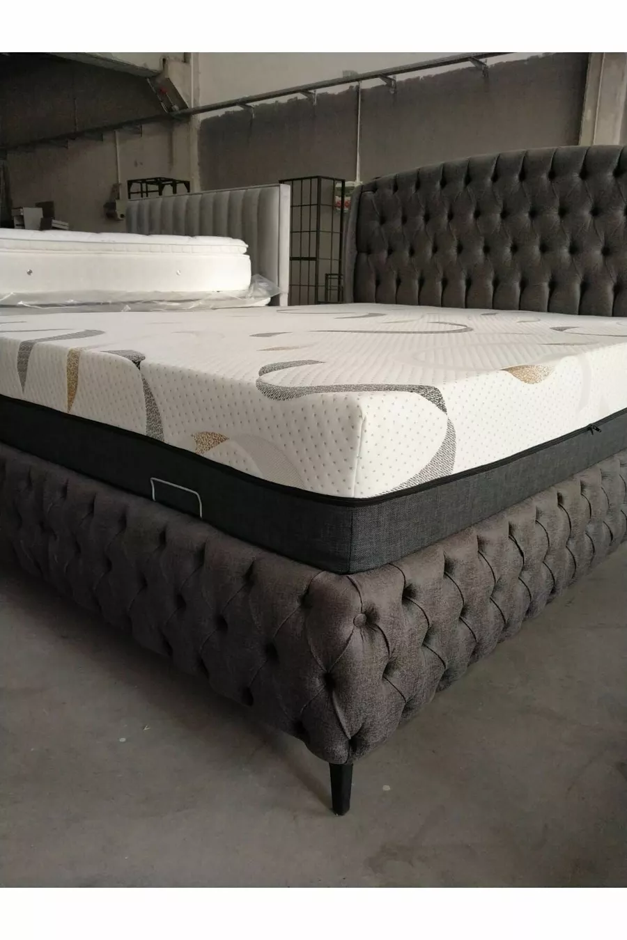 Bdphome Bed Pad & Mattress with Zipper Cover