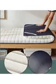 Lit simple au sol et matelas de sol