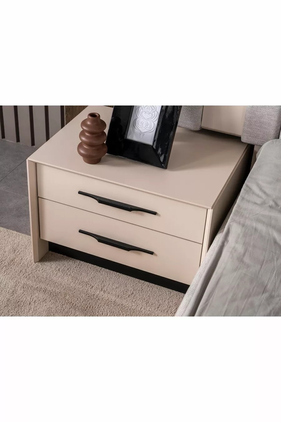 ZÜMRÜT SCHLAFZIMMERMÖBEL-SET