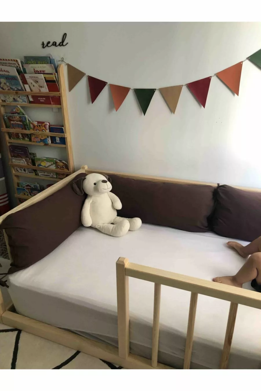 Lit Montessori Naturel Élégant pour Bébés et Enfants