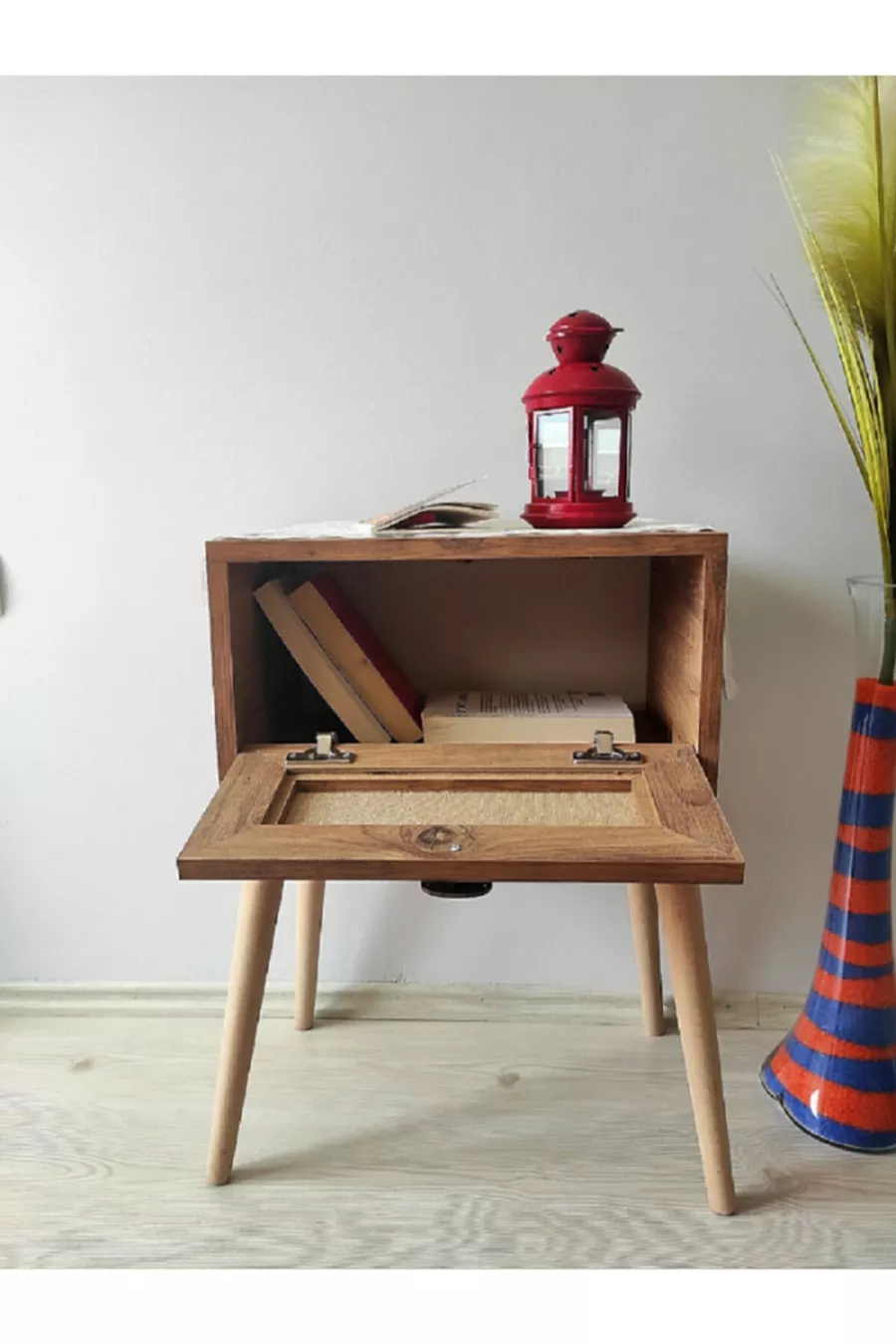 Bedtafelnachtkastje Retro Nachtkastjemodel Nachtkastje met deksel