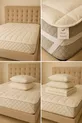 Four-Corner Elastic Quilted Wool-Filled Sleep Pad