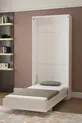 Le lit mural du conte s'ouvre verticalement