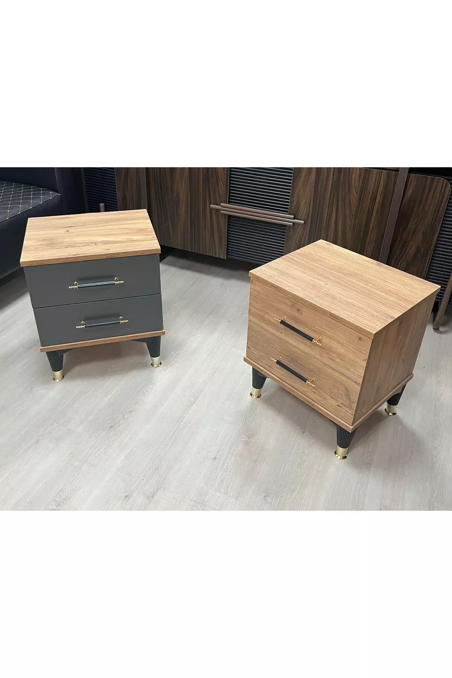 Table de chevet Şölen en pin