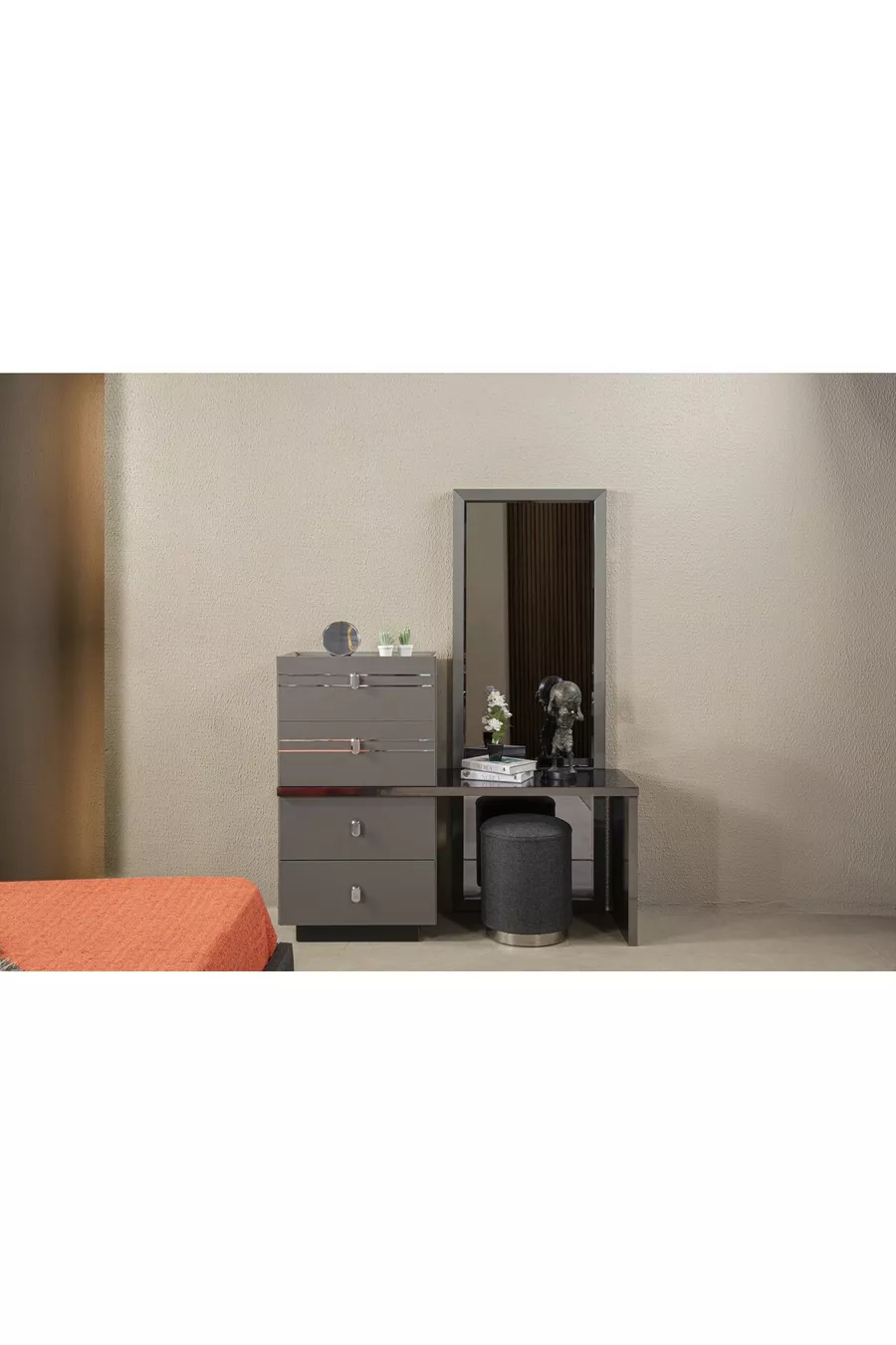 ENSEMBLE DE CHAMBRE TESLA 8 PORTES
