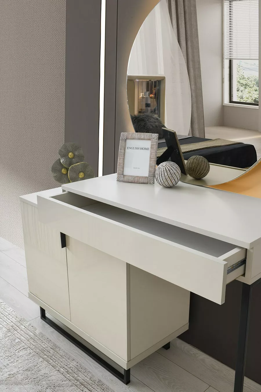 Camera da letto ADEN con base in MDF