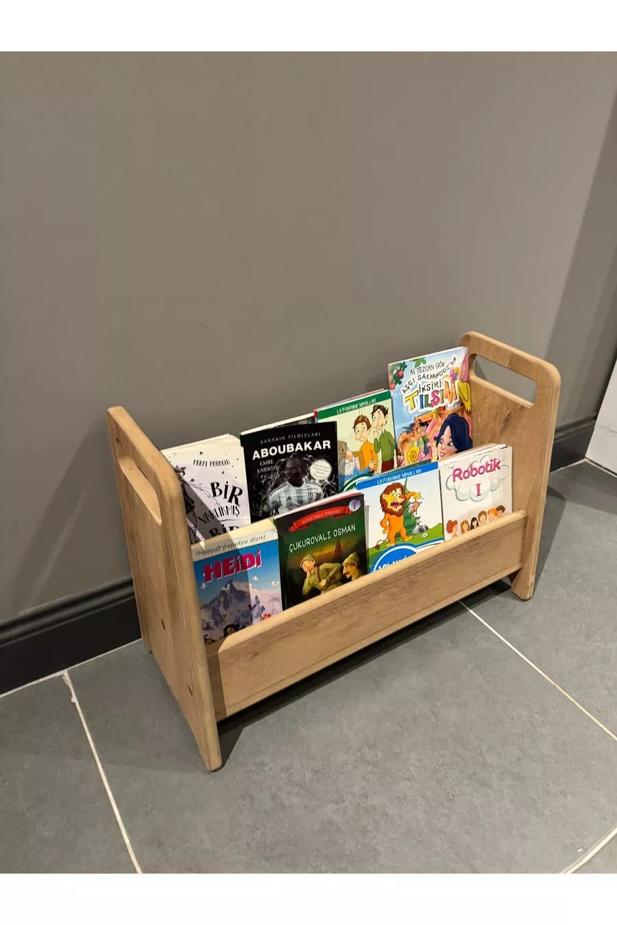 Bibliothèque Montessori en MDF très pratique