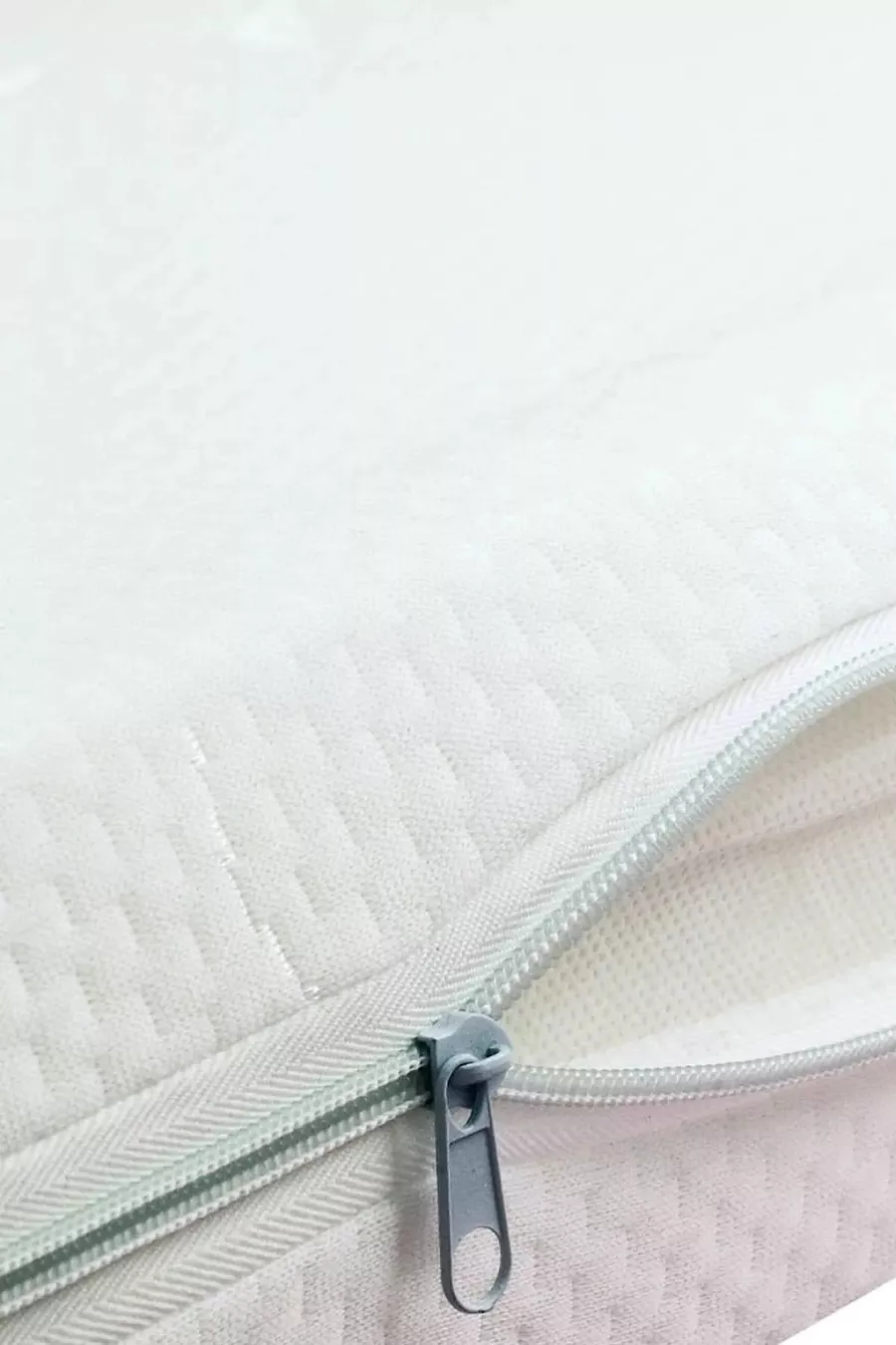 Soft Mattress Protector Mattress Pad & Fitted Zippered Mattress Suitable for Herniated Disc