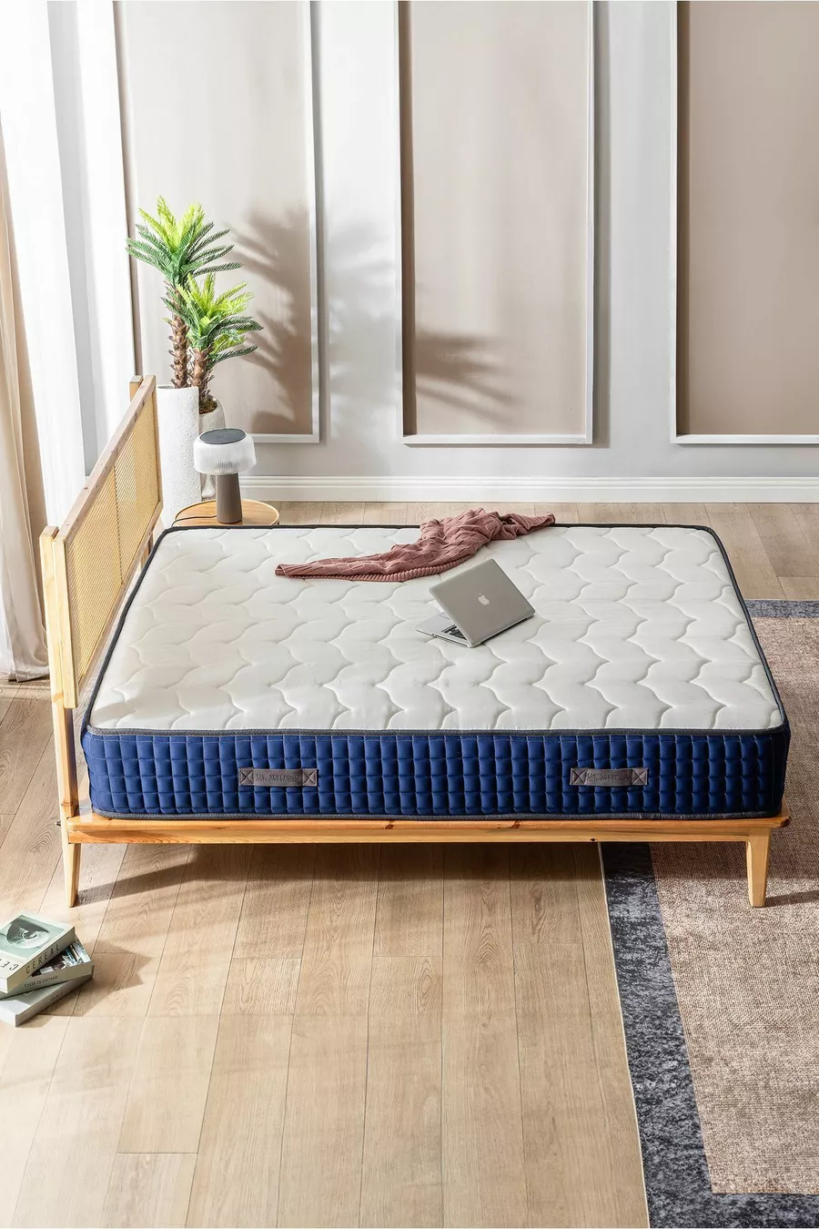 Matelas orthopédique à ressorts avec sac de massage thérapeutique