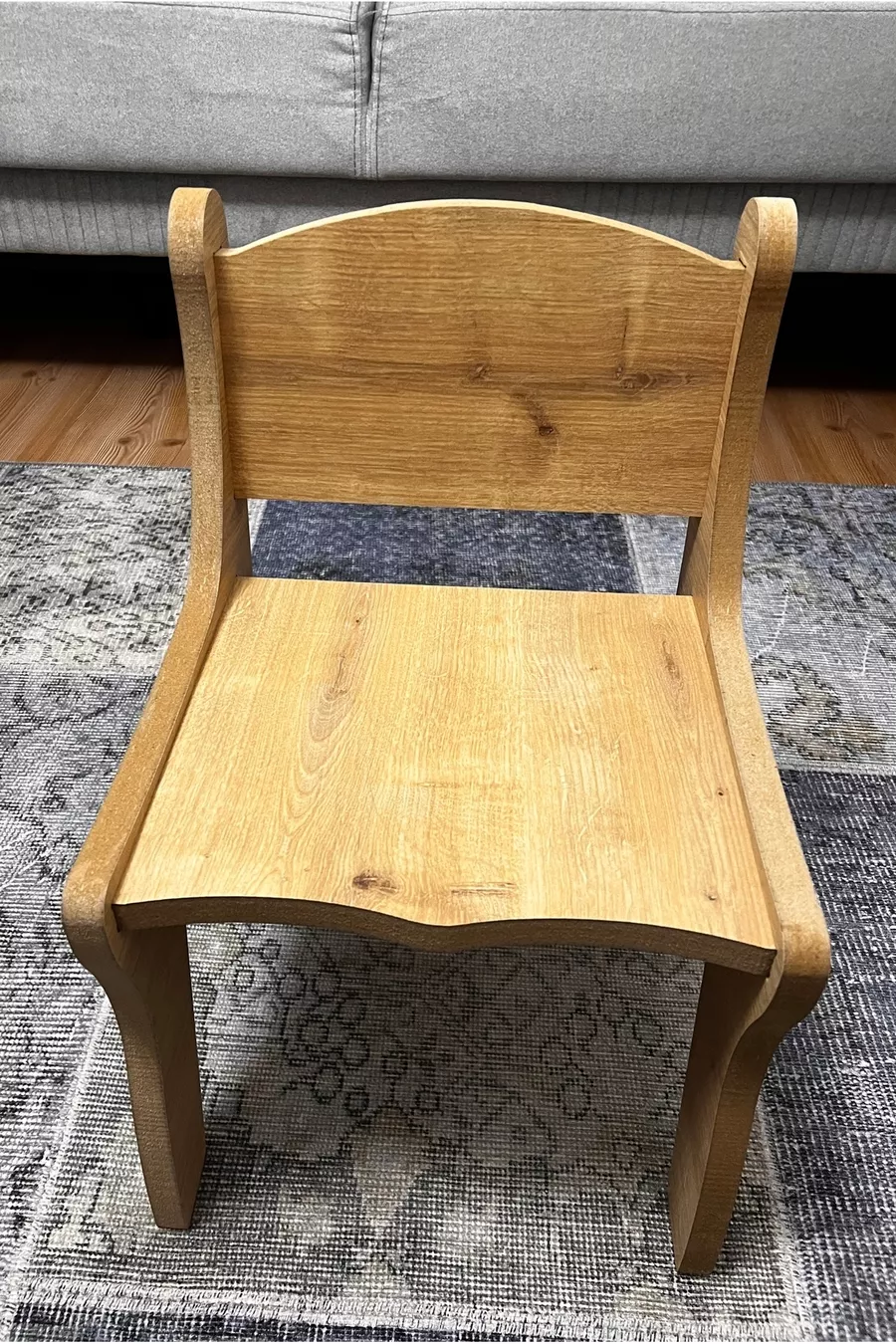 Chaise Montessori pour enfants pour jeux, activités et travail