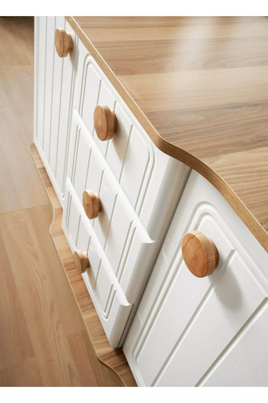 KAYRA MDF DRESSER AND MIRROR