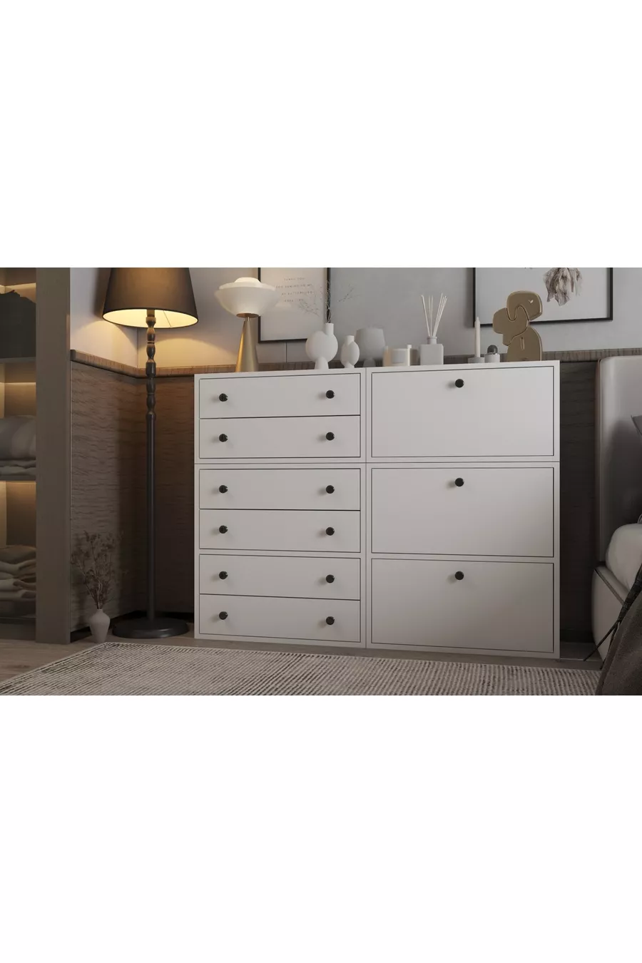 Commode blanche à trois portes et six tiroirs sans moulures