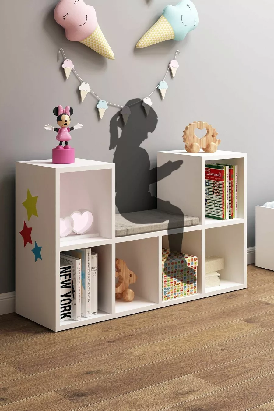 Bibliothèque Linaza Montessori avec coussin