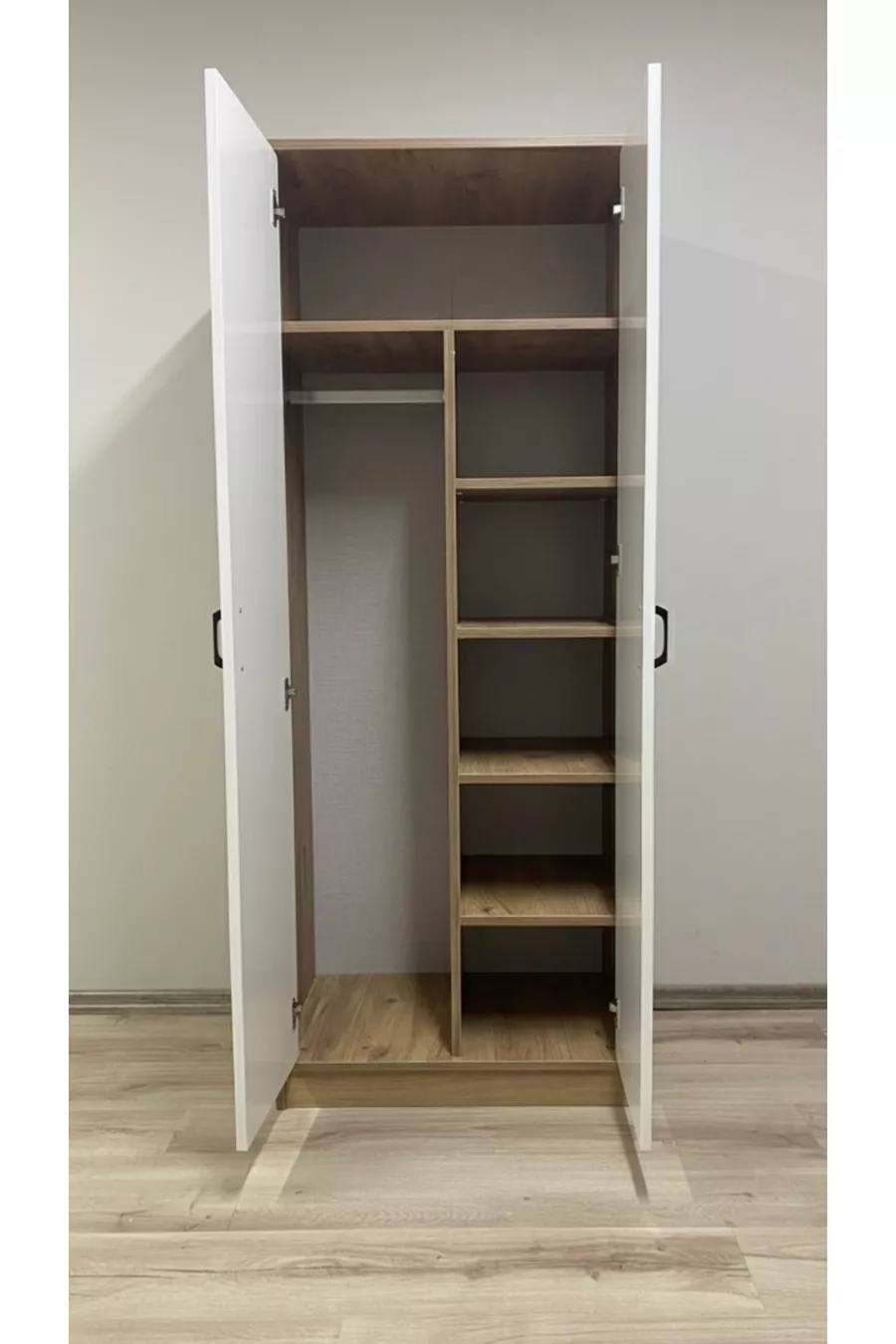 Plus 2 Deurs Kast met Planken en Kledingrail Atlantische Den-Dragonsteen