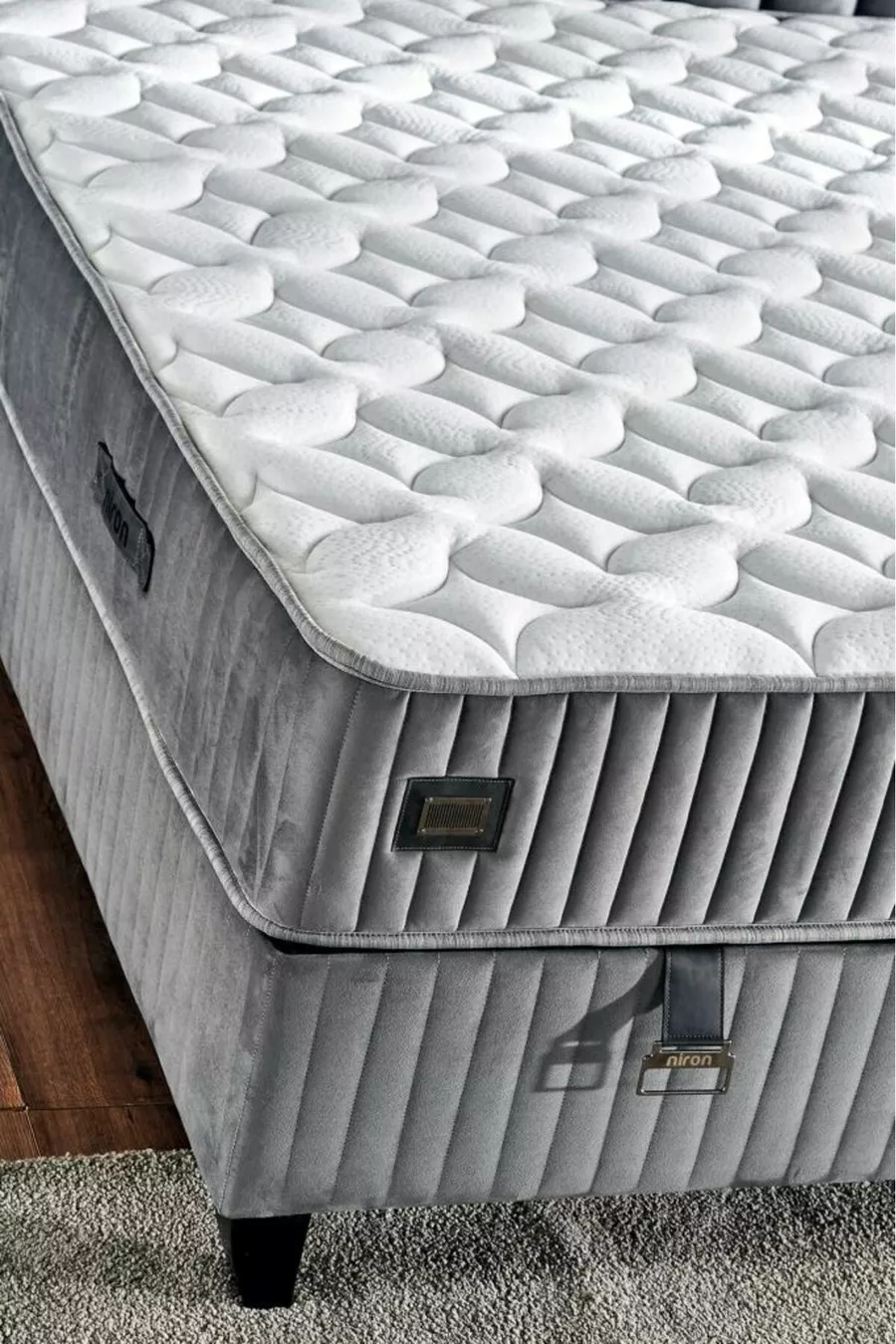 Ensemble Lit Hades avec Sommier et Tête de Lit Double Pack Matelas à Ressorts Luxe Sommier et Tête de Lit Gris Foncé