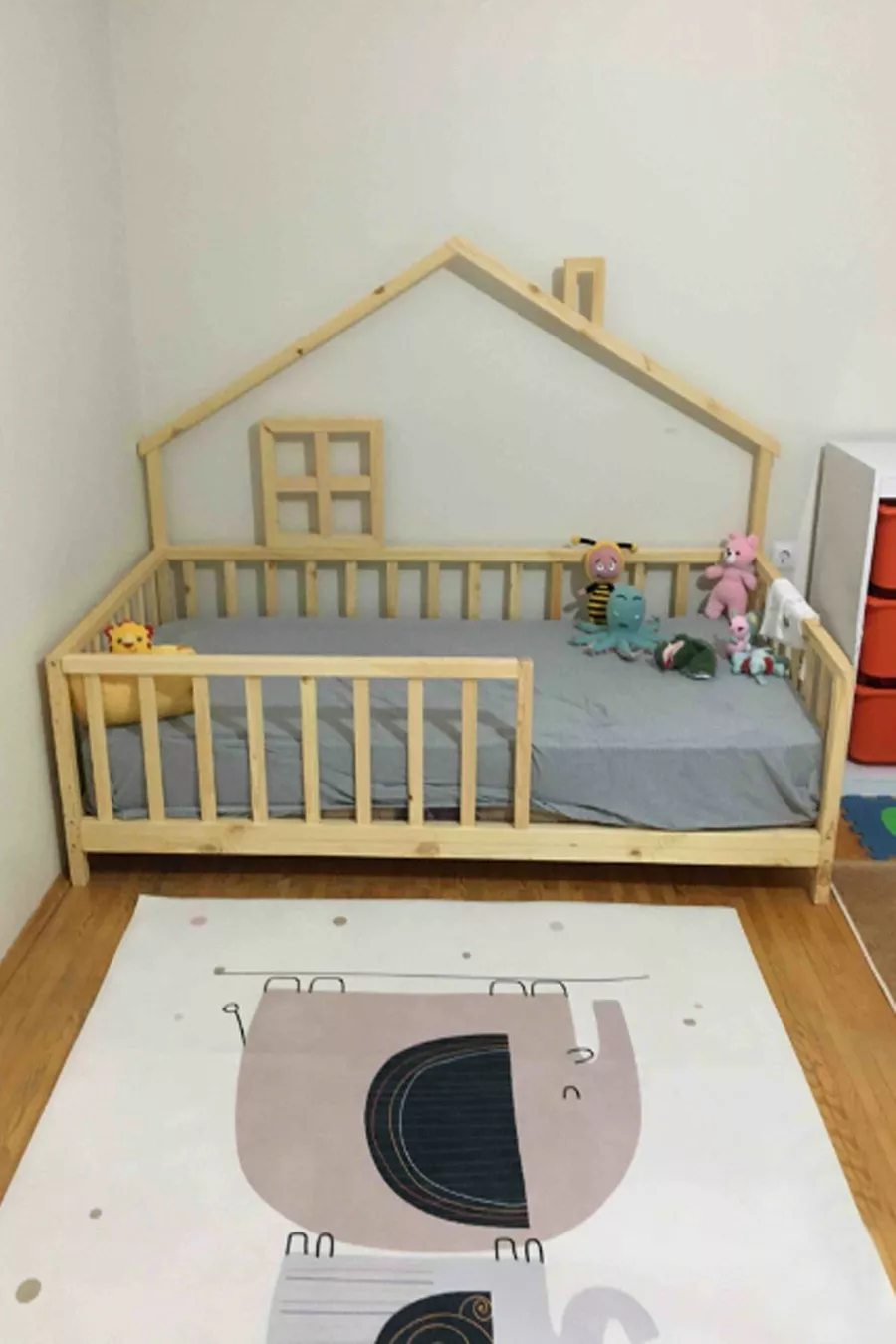 – Lit Montessori Unisexe pour Bébé et Enfant en Bois Naturel