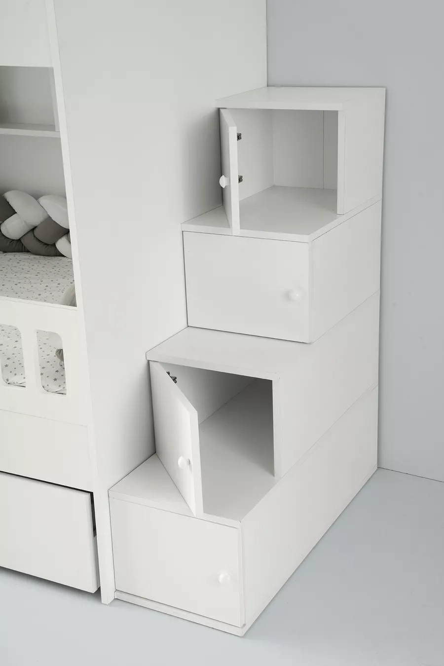 Lit superposé Berlin / Blanc / 3 lits avec escalier et armoire