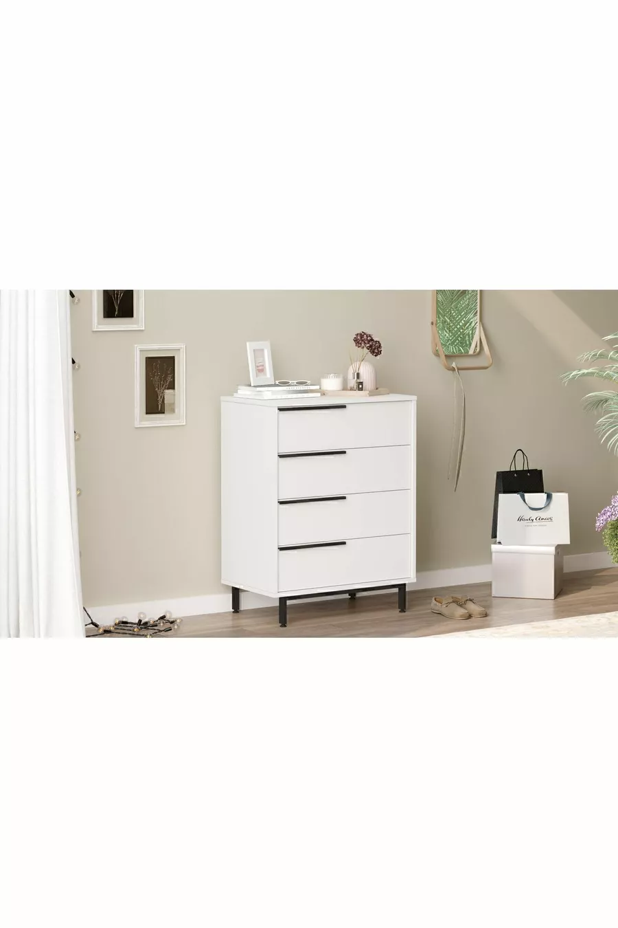 Comò Bohem 4 Cassetti con Gambe in Metallo Bianco -W
