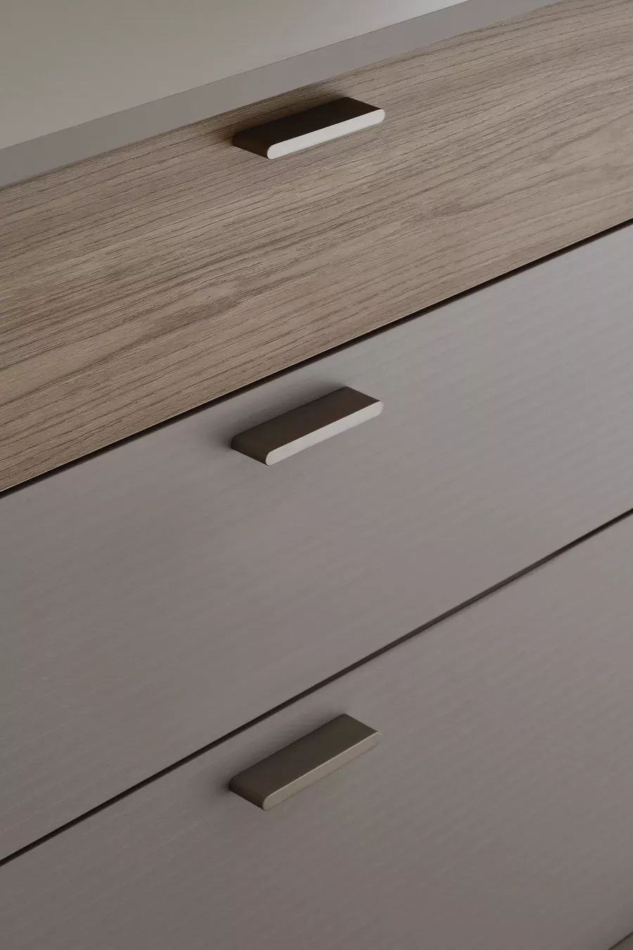 Cante Dresser
