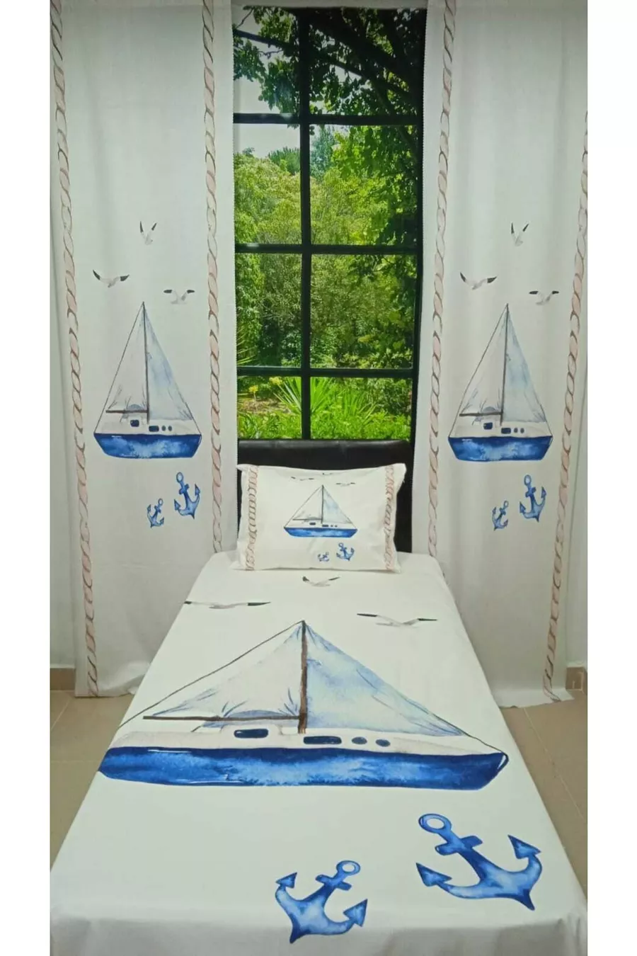Zeeman Kinderkamer Set (gordijnstof, bedsprei en kussen, vloerkleed)