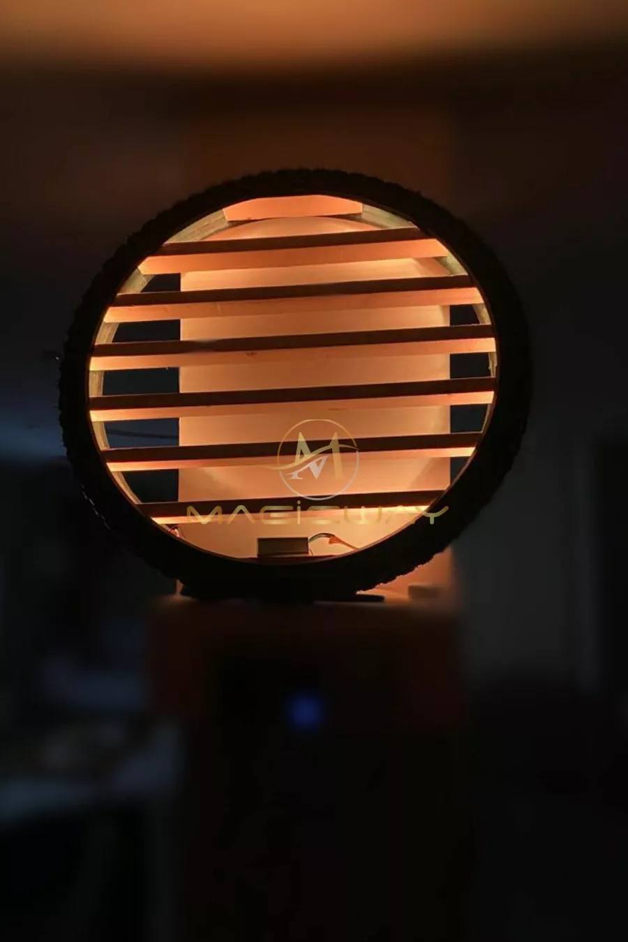 Scaffale da parete a ruota con luce gialla, decorativo in legno, parcheggio per bambini in gomma, lampada da notte educativa Montessori
