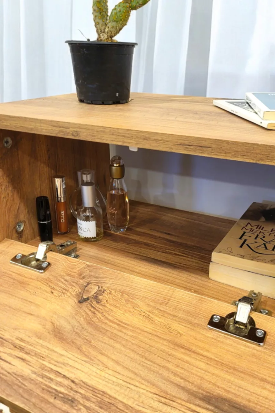 Schuifklep Nachtkastje met Plank Modern Houten Nachtkastje met Poten voor Slaapkamernacht