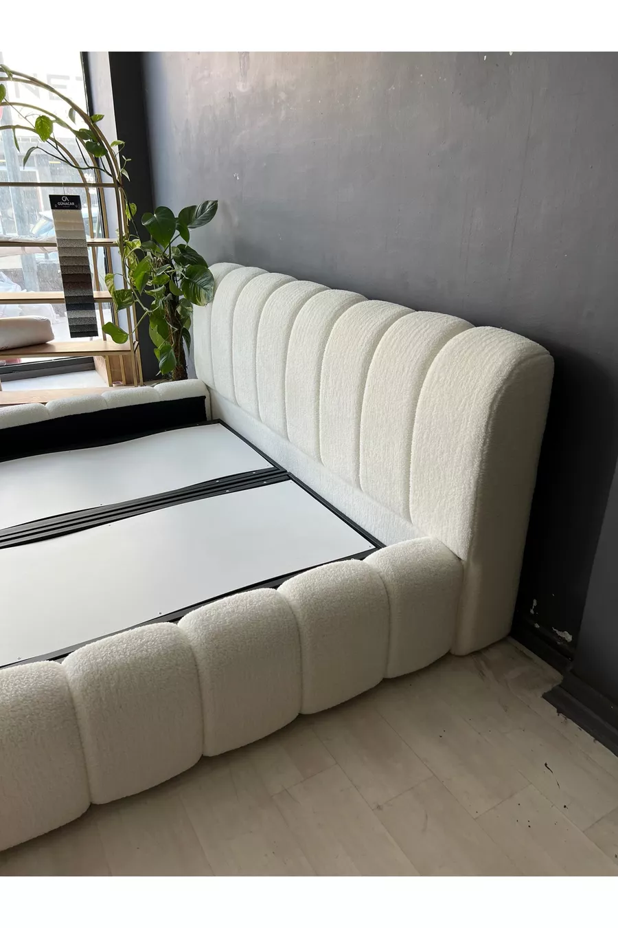 Paffi bed