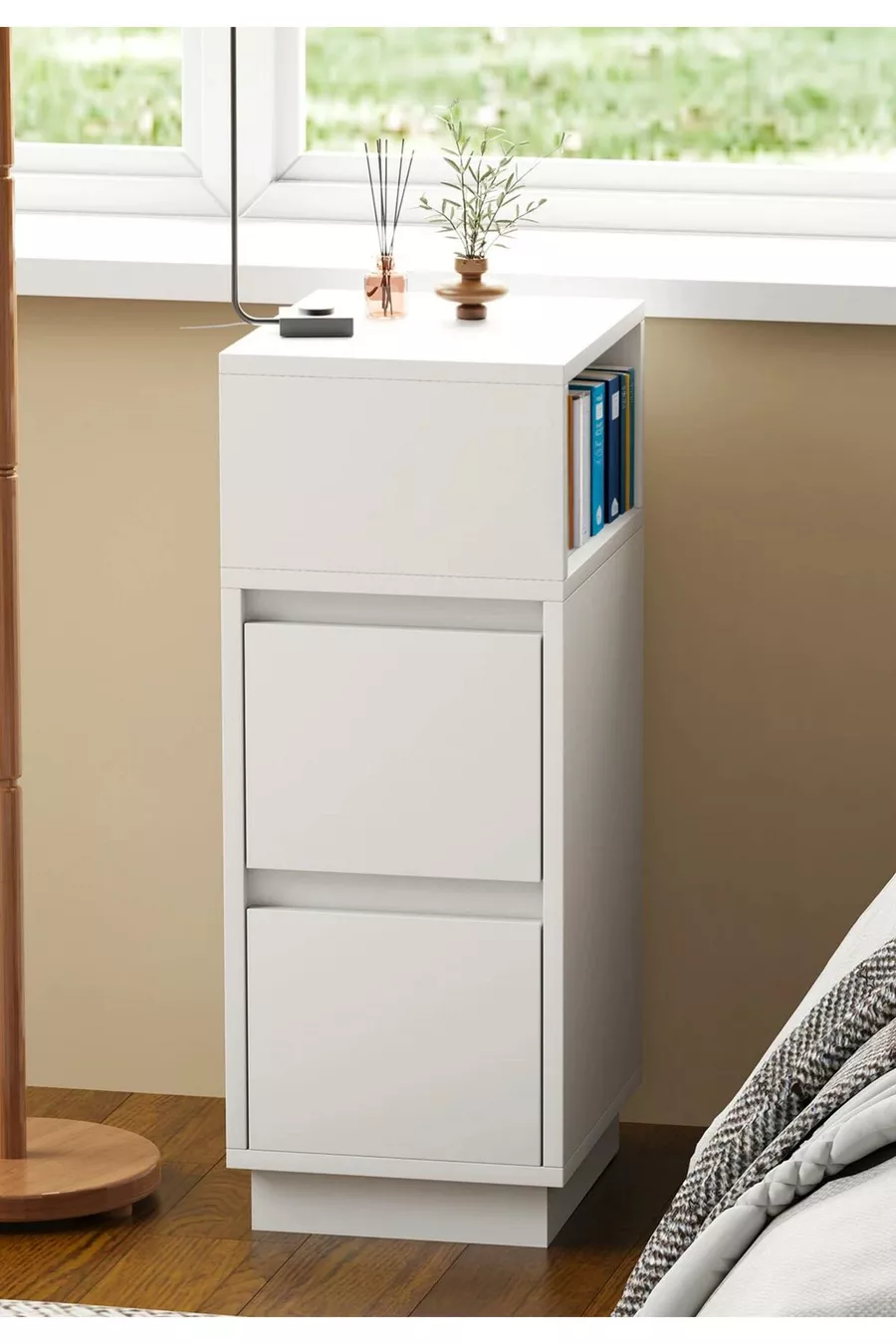 Table de chevet Alve étroite – 2 tiroirs, table d'appoint latérale avec compartiment ouvert amovible, pour chambre à coucher et salon M