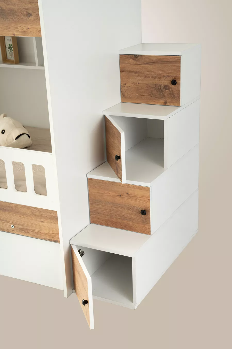 Berlin Ranza / Beyaz-çam / 3 Yatak Bölümü Ve Dolaplı Merdiven / % MDF