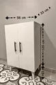 Multifunktionaler weißer Kleiderschrank **