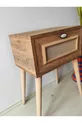 Table de chevet avec porte