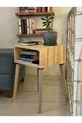 Dekorativer Holznachttisch