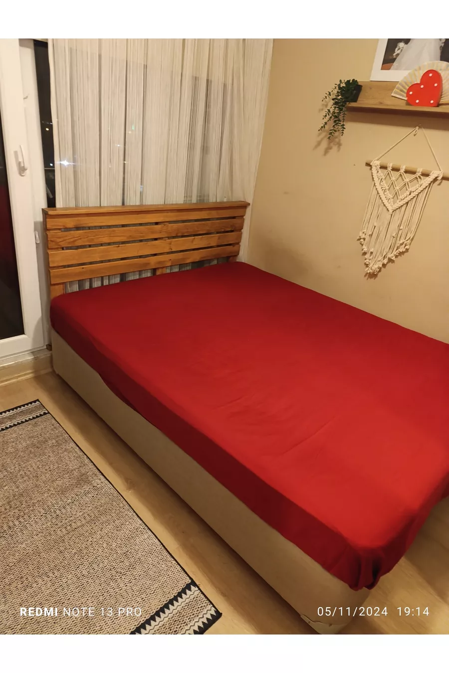 Tête de lit en bois / Tête de lit de lit en bois avec sommier