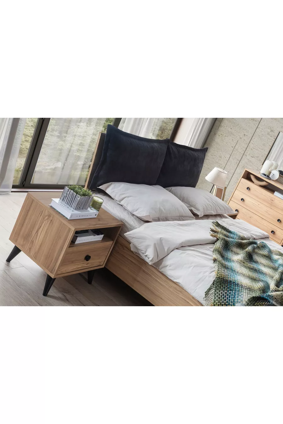 ENSEMBLE DE CHAMBRE À COUCHER ETİ, 4 PORTES, AVEC MIROIR