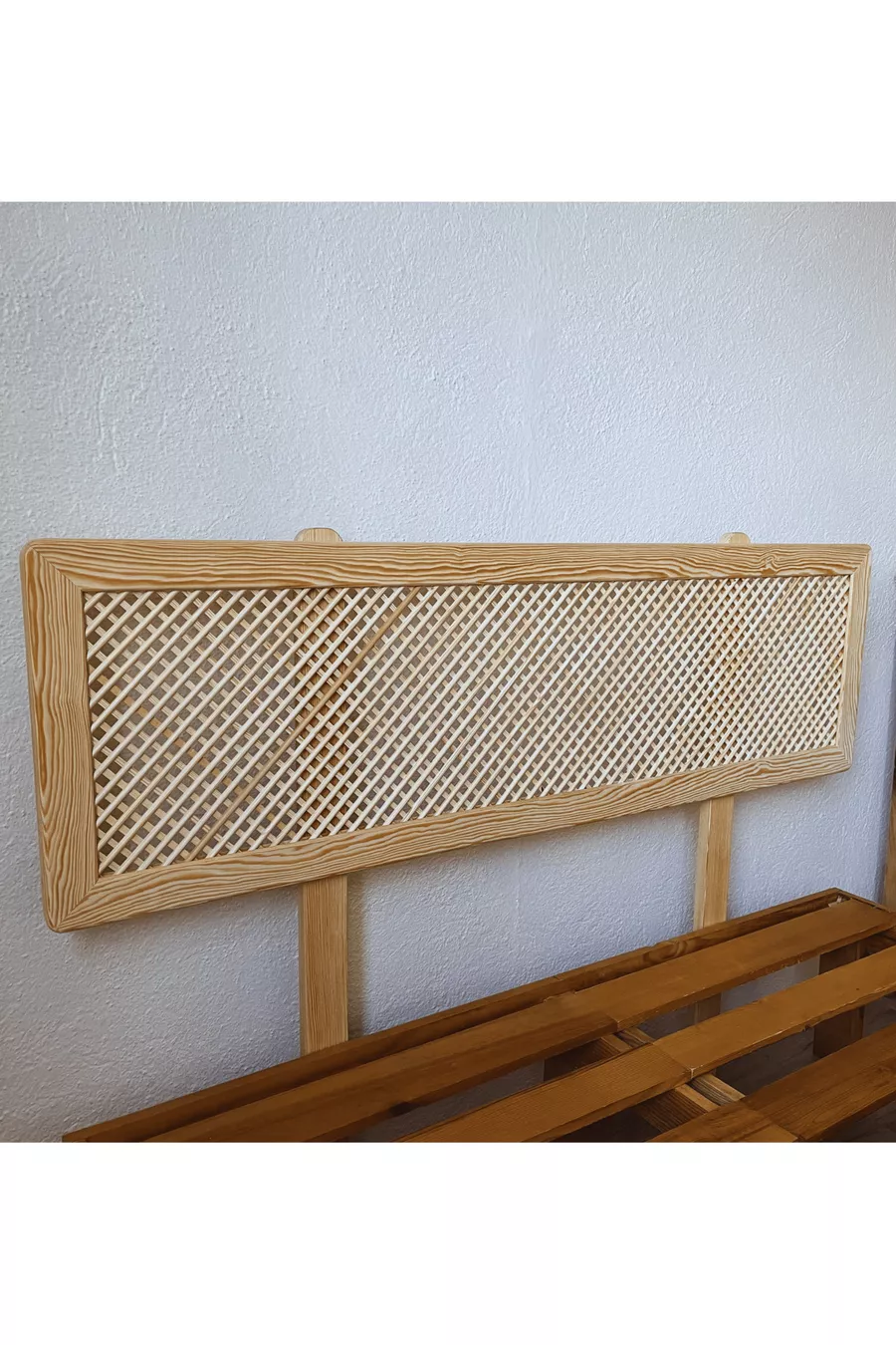 Natürlicher Massivholz-Bettkopfteiler