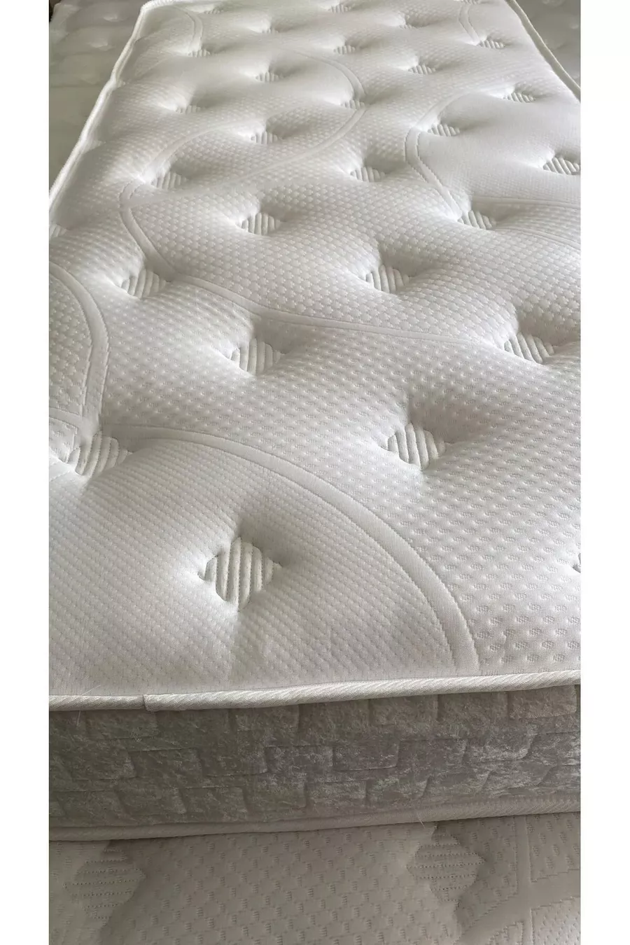 Matelas en coton orthopédique pour une personne (matelas réservé aux magasins de meubles et de literie)