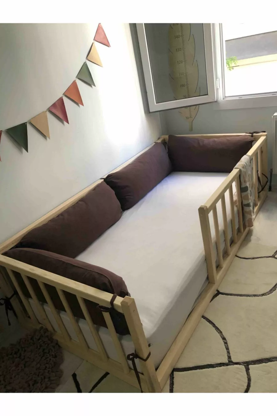 Lit Montessori Naturel Élégant pour Bébés et Enfants
