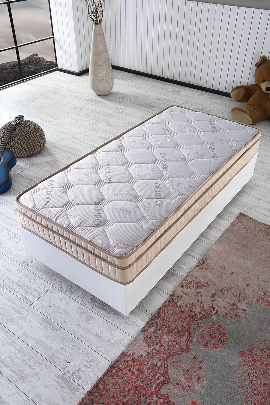 Matelas à ressorts Bella orthopédique avec coussin caché