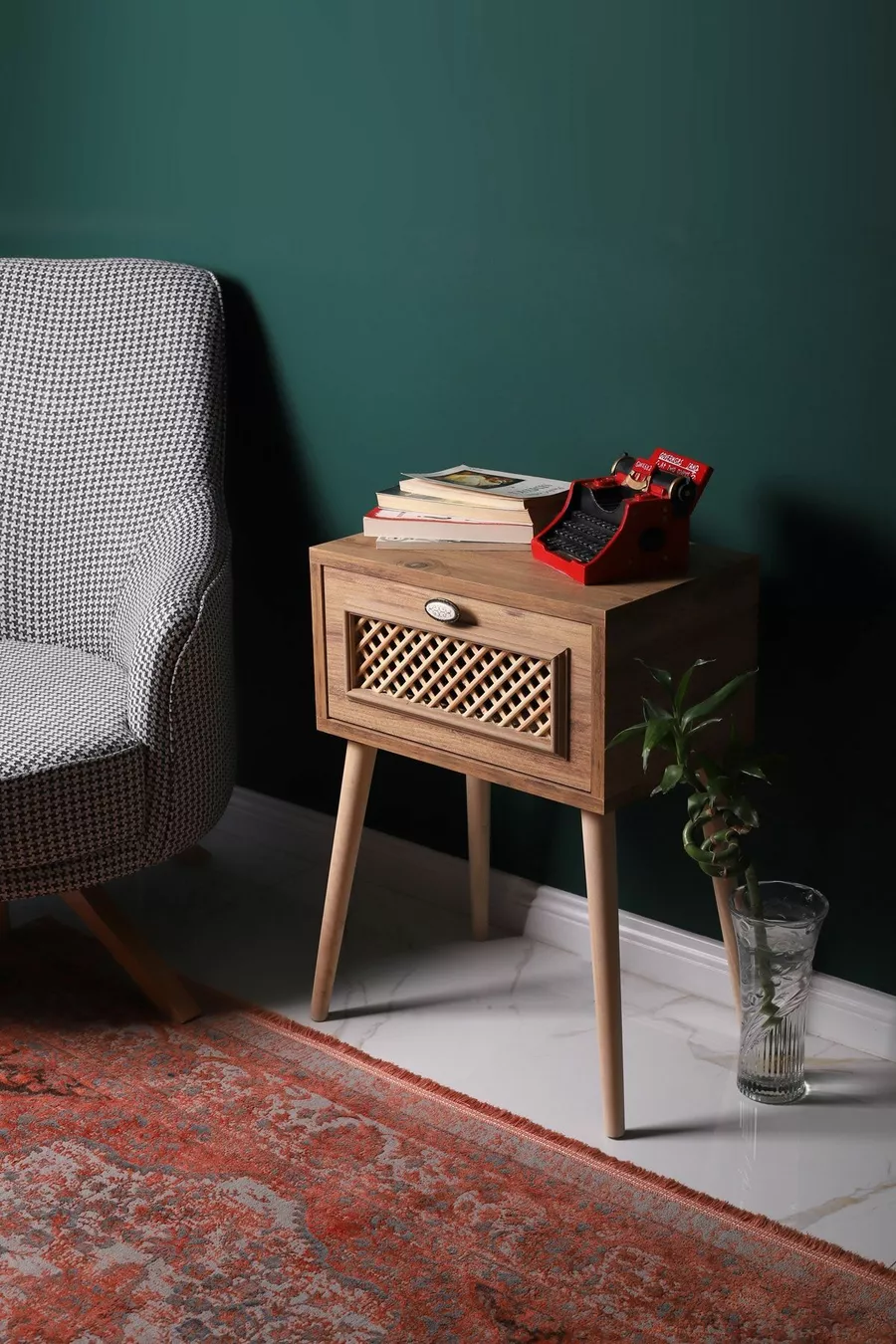 Nachtkastje met deksel voor naast het bed, nachtkastje met dennenhouten frame
