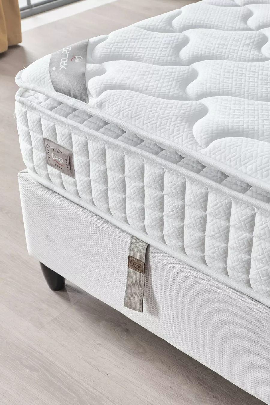 Matelas Zambak Modèle Double avec Paquet de Ressorts et Protection, Entièrement Orthopédique et Antibactérien